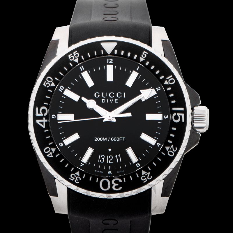 グッチ DIVE watch GU-YA136204A  1